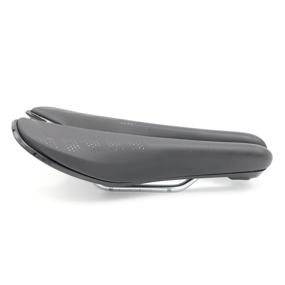 Bontrager Hilo Comp Triathlon Saddle 134mm Split Nose Steel Rails
