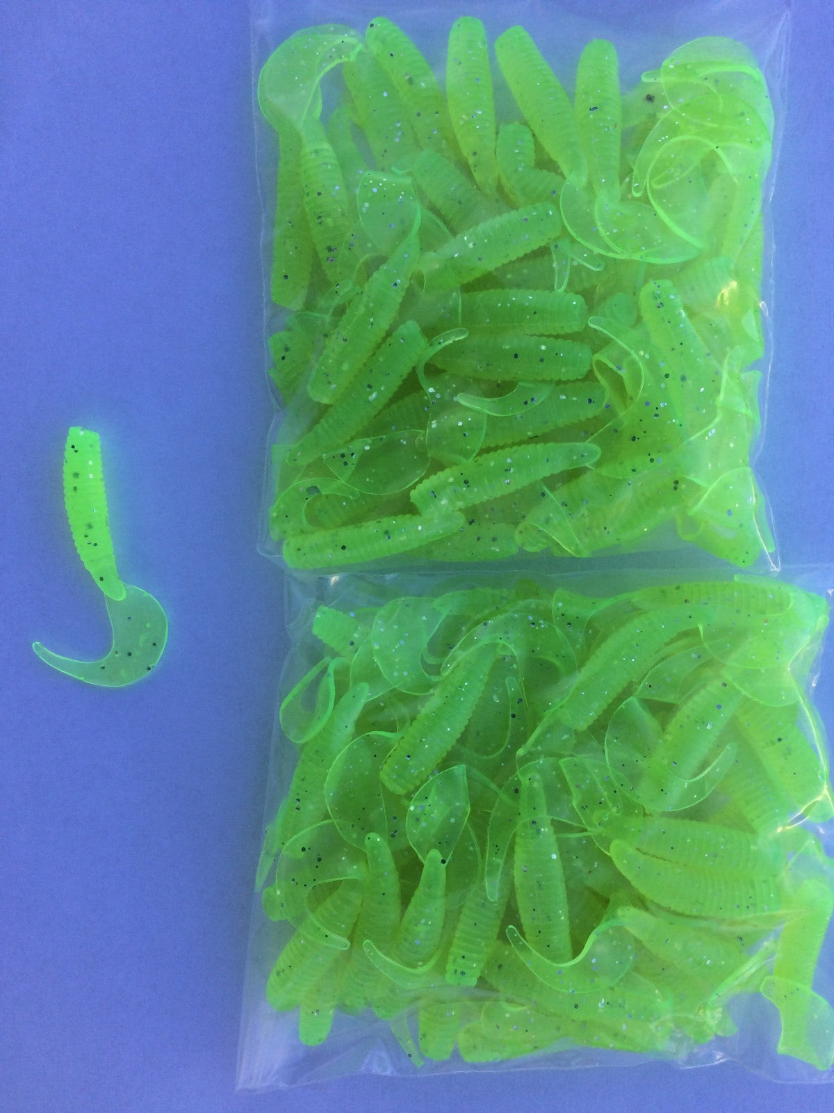 100pcs 2.5-Inch Chartreuse Curly Tail Soft Plastic Fishing Lures for Bass & Walleye