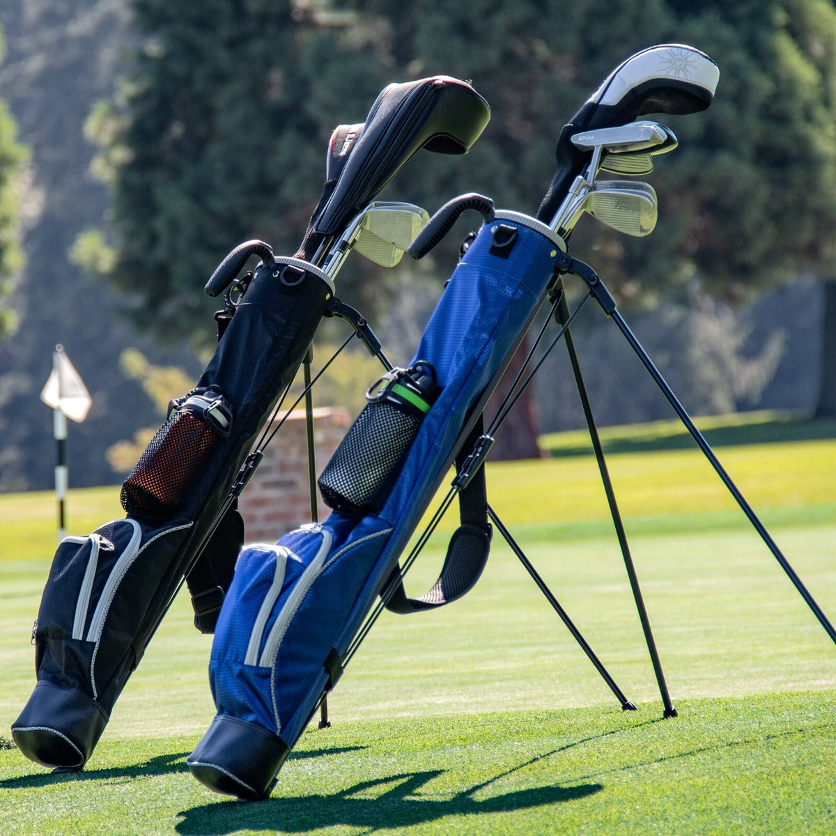 Lightweight Golf Stand Bag for Range and Par-3 Courses - Holds 7 Clubs