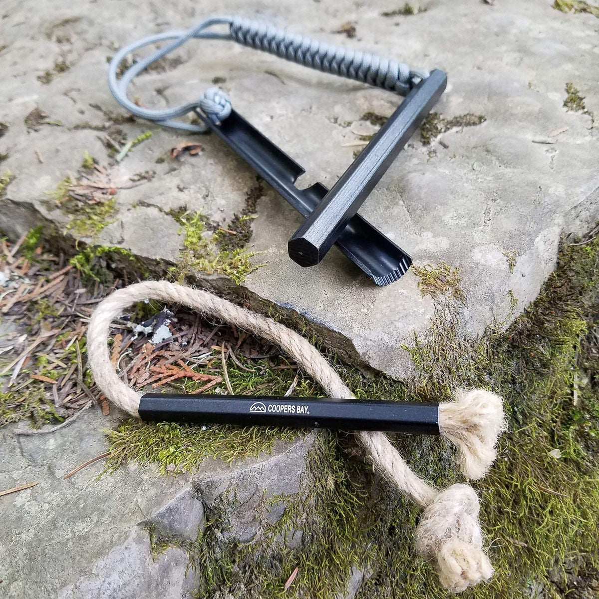 Ferro Rod Fire Starter Kit with Tinder Wick & Paracord Lanyard