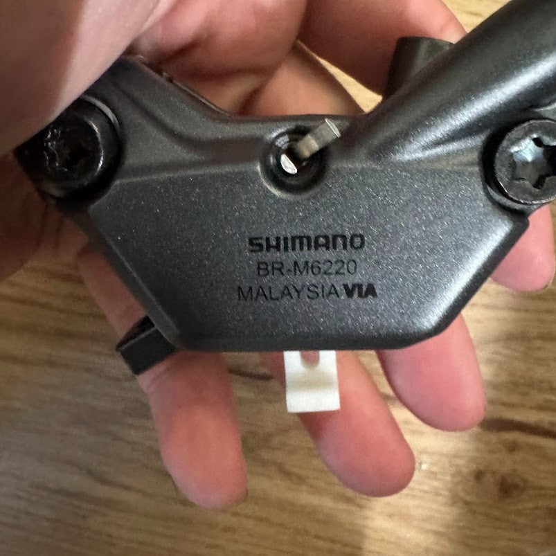 Shimano Deore Hydraulic Disc Brake Levers with 4-Piston Design