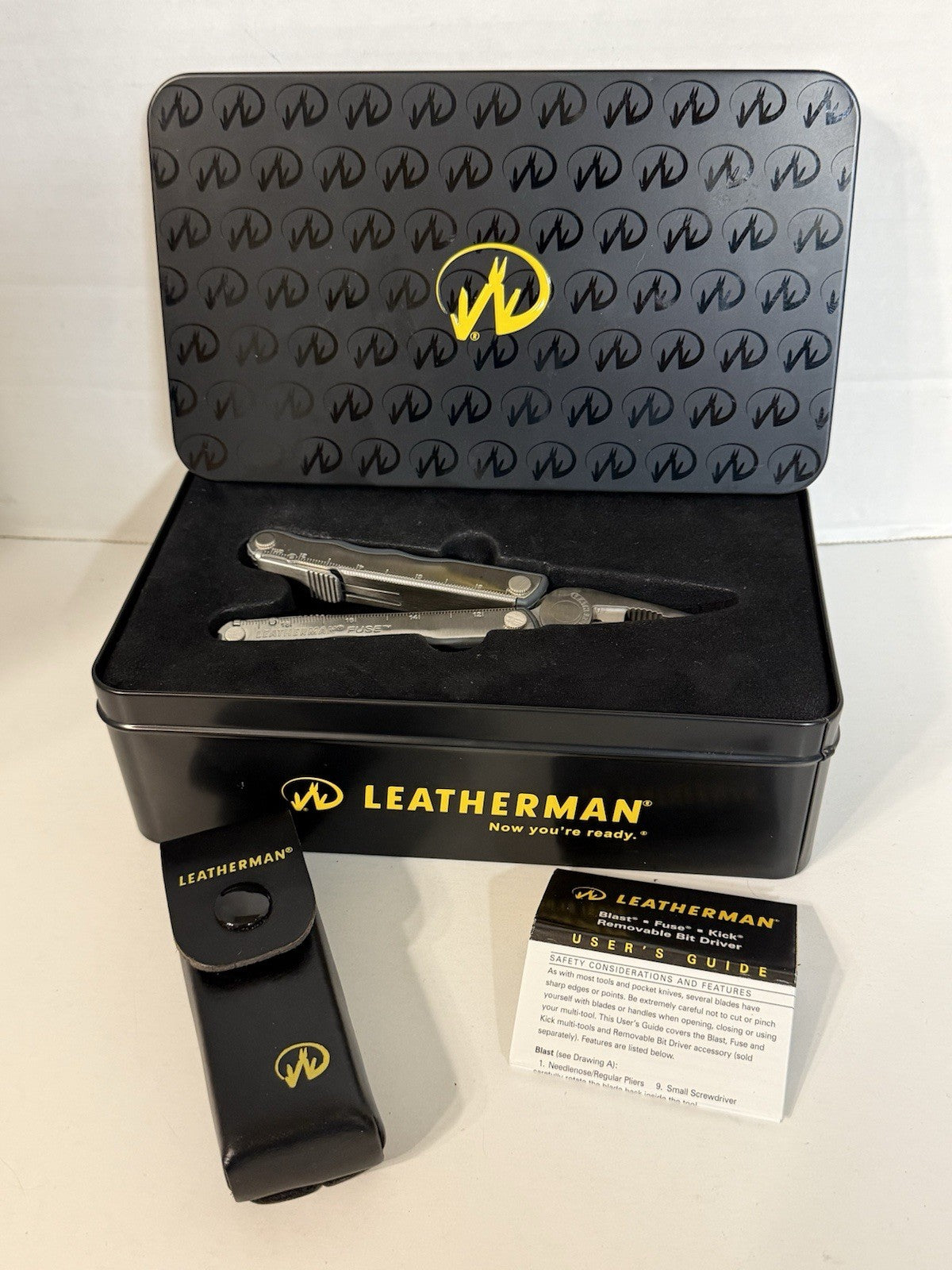 Leatherman Fuse Stainless Steel Multi-Tool Pliers with Leather Sheath