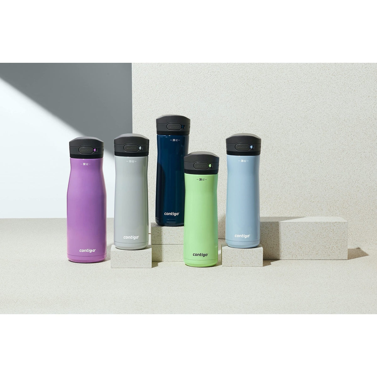 20oz Blueberry Vacuum Insulated Water Bottle with AutoPop Lid