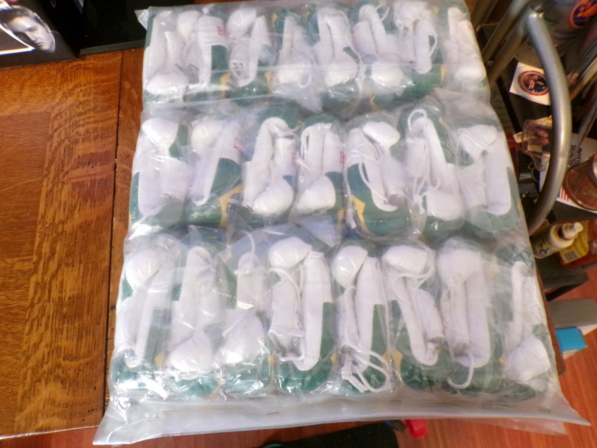 24 Pairs Boxing Gloves 4 Inch Brazil Wholesale Protective Gear