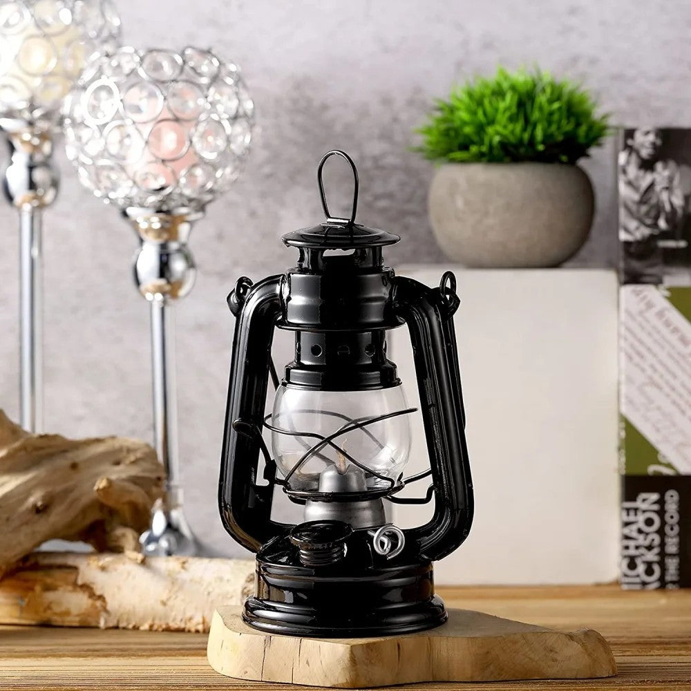 Vintage Camping Lantern Oil Lamp - Portable Outdoor Bronze Light 19cm