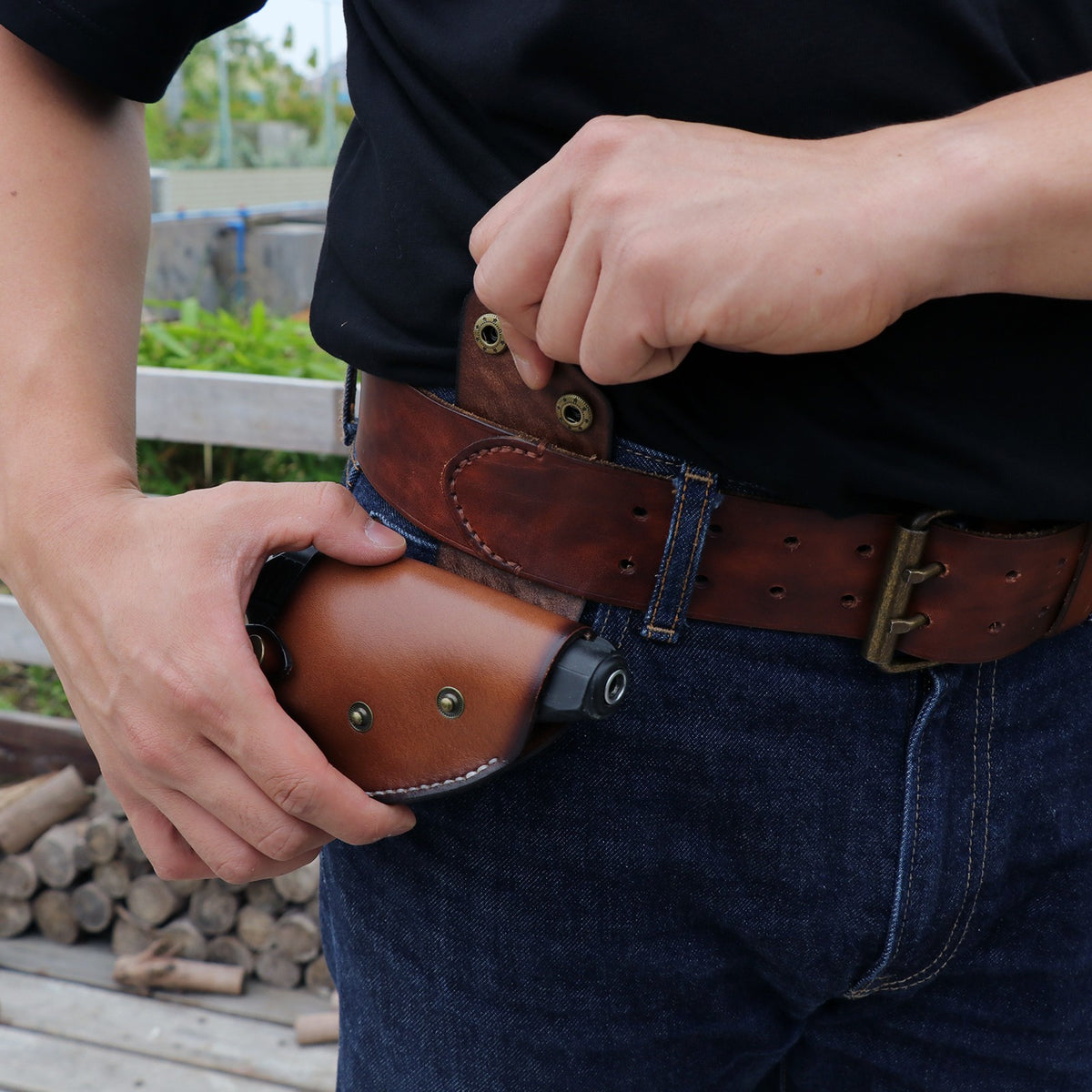 Cross Draw Gun Holster Belt for RUGER LCP II & SIG SAUER P365 - Leather Concealed Carry