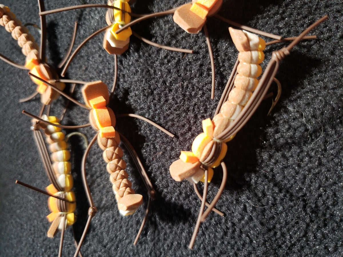 Fly Fishing Artificial Flies Size 6 Hopper Bait Brown and Golden