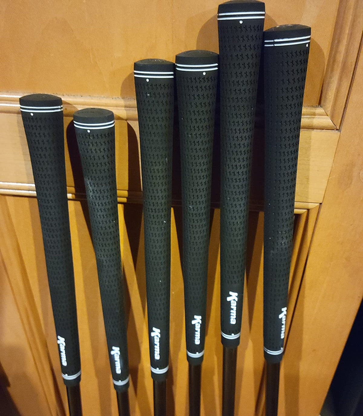 Karma Velour Black Golf Grips Standard Size 51g Round & Ribbed Core
