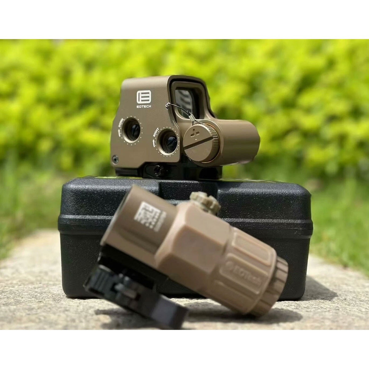 Holographic Magnifier Combo with Military-Grade Coating for Rifles and Weapons