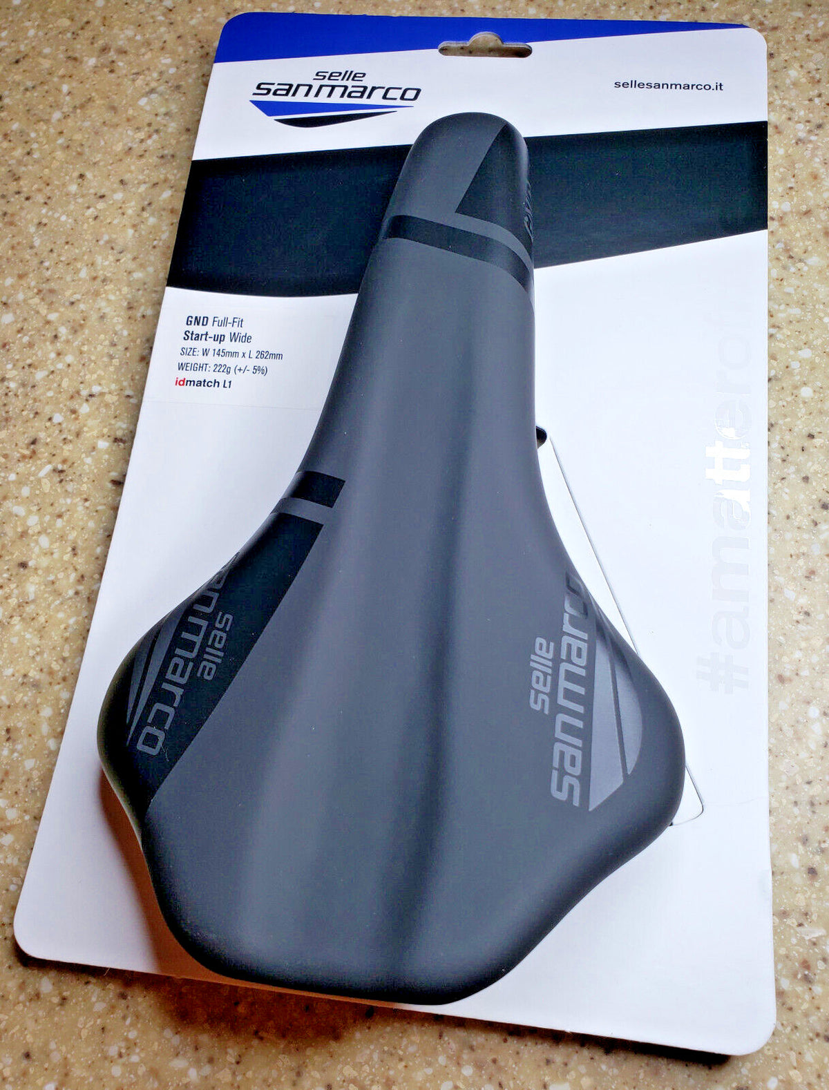 Wide Bicycle Saddle Black - Full Fit GND Model, 262mm x 145mm, 222g