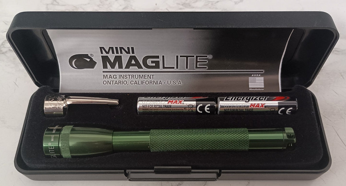 Mini Maglite AAA Flashlight Dark Green Incandescent Pocket Light with Gift Box