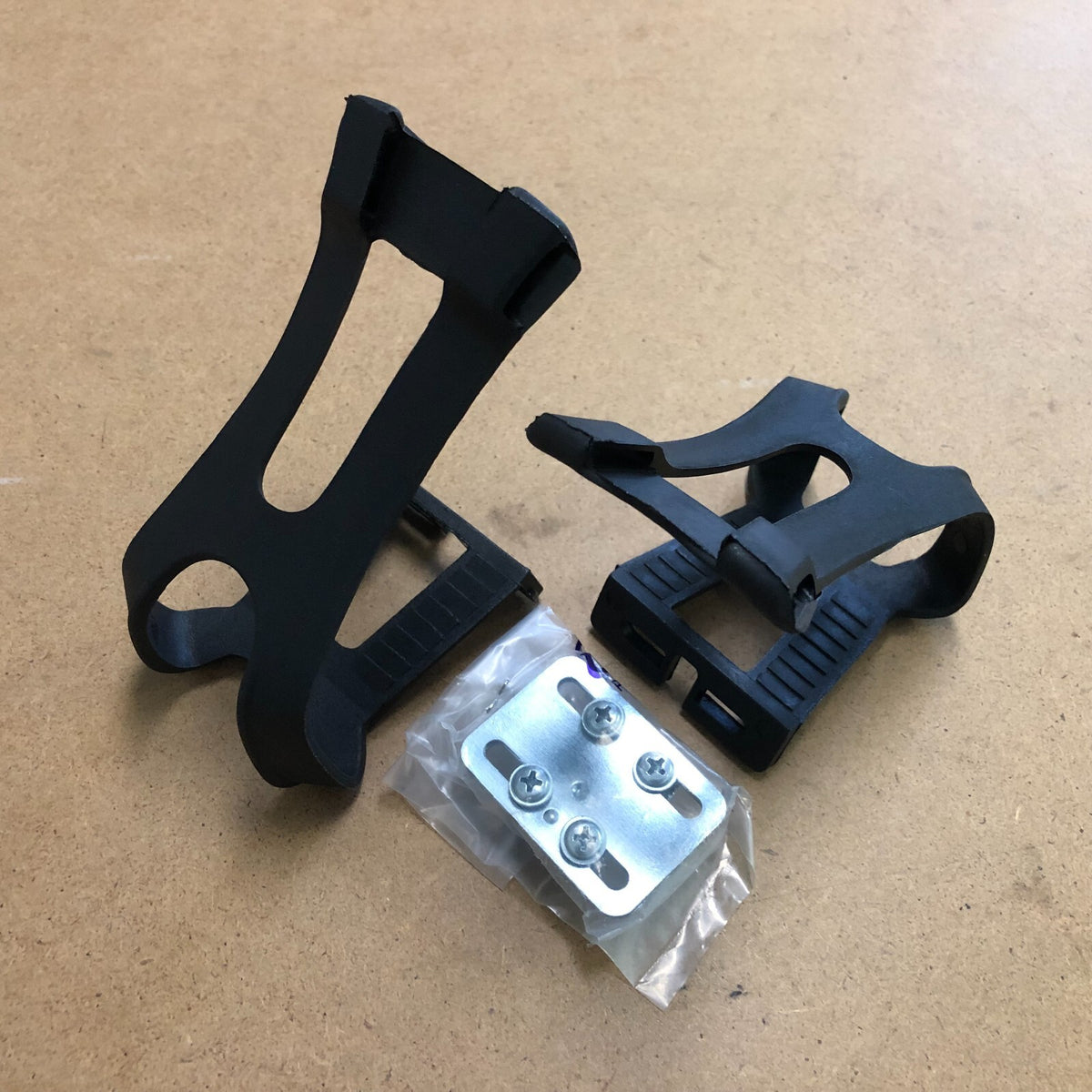 Large Nylon Bicycle Toe Clips for Pedals VP-792 Black Cycling Accessory