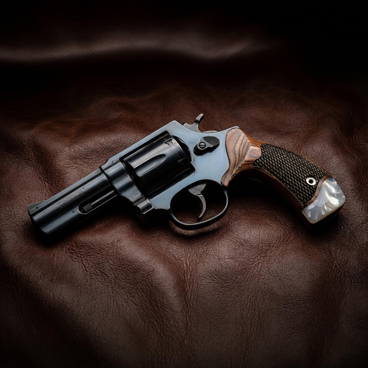 Rosewood & Pearl Revolver Grips for Taurus 856 & 942 - Checkered Style