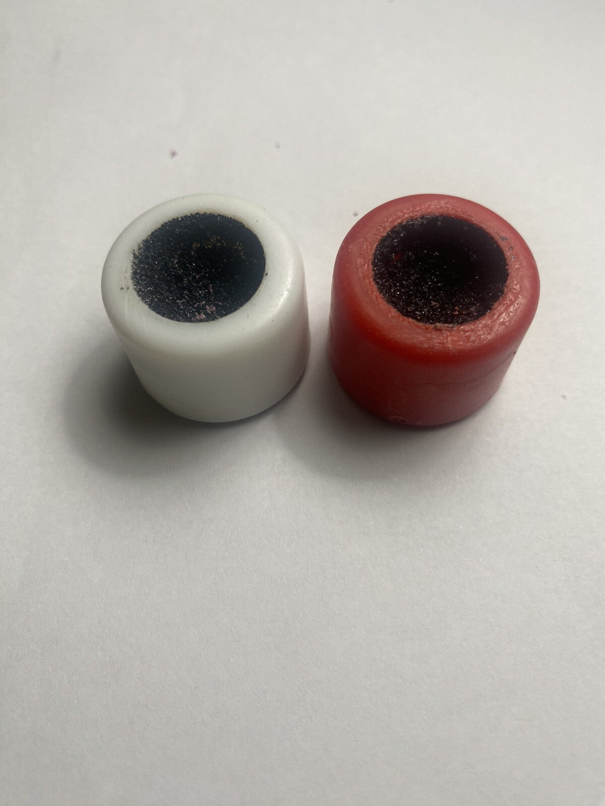 Two-Sided Pool Cue Tip Shaper/Scuffer - Red & White