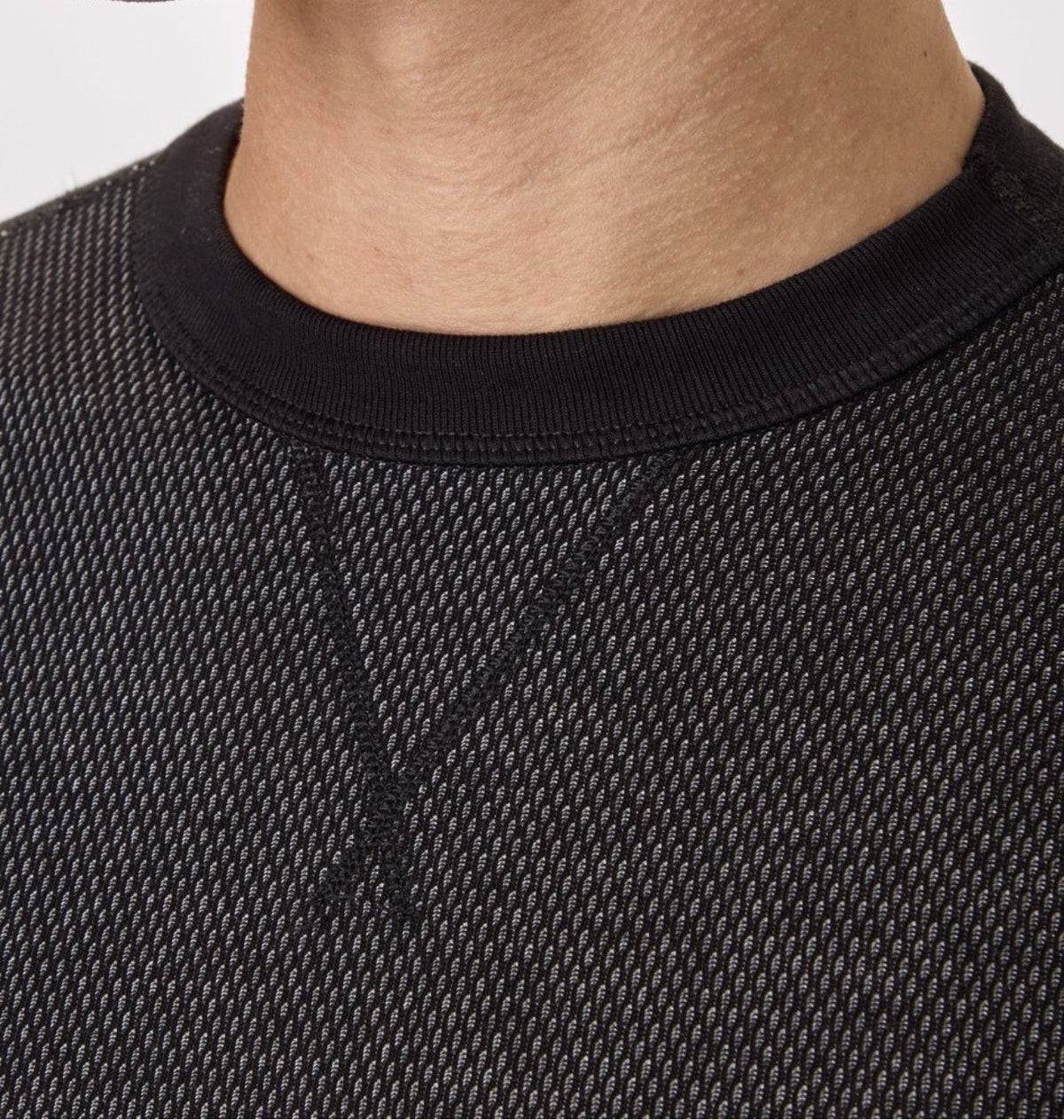 Men's Reversible Thermal Crew Top with Tagless Design - Black, Medium