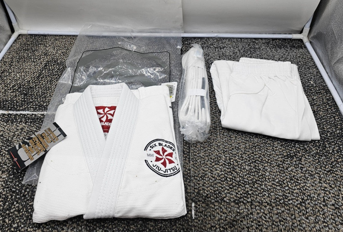 Kids BJJ Gi White 300 gsm Cotton Martial Arts Uniform with Six Blades