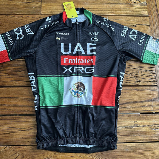 Men's Cycling Jersey with Quick-Dry Polyester, 3 Back Pockets, Full Zipper - Large 38"