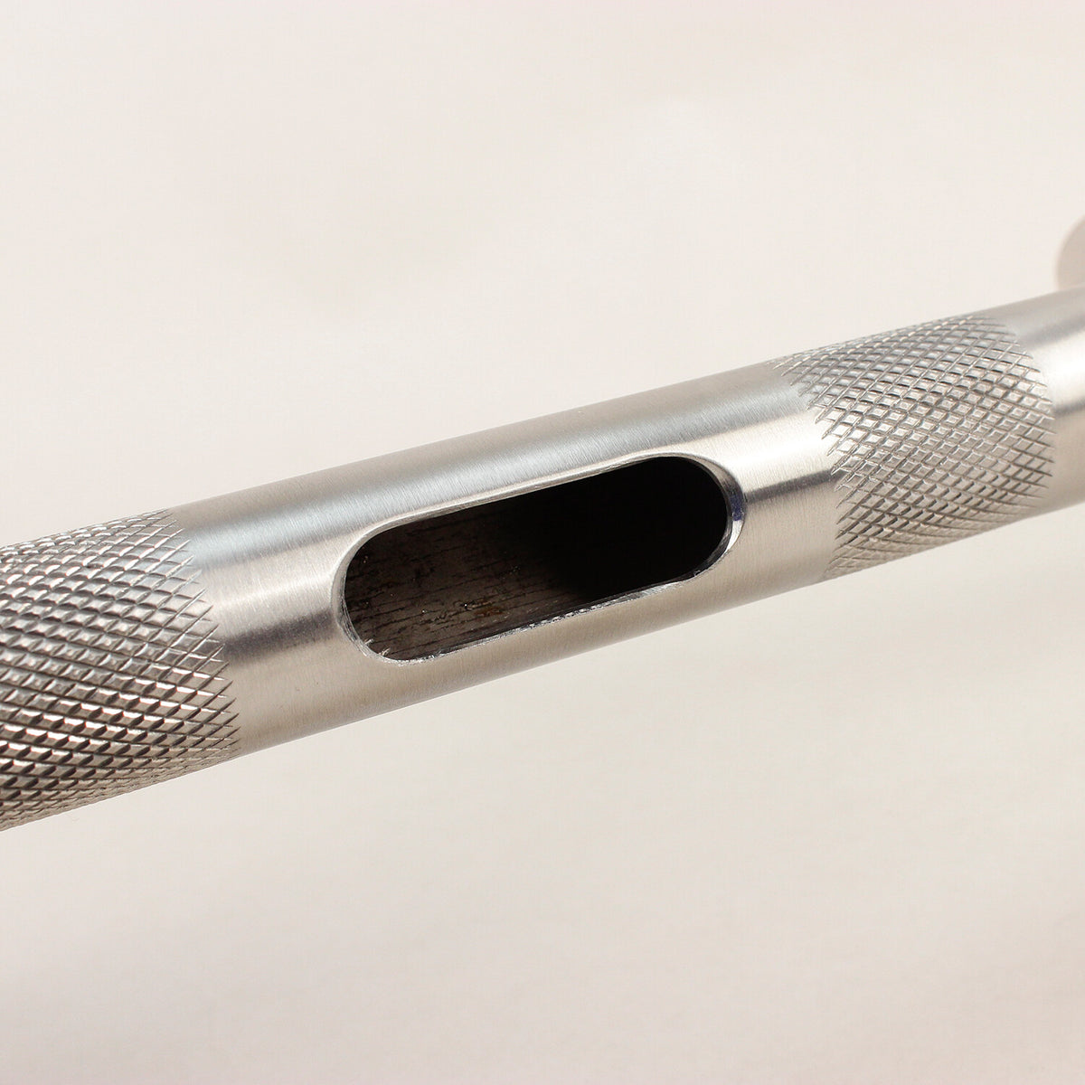30-Inch Stainless Steel Handlebar Drag Bar for Harley Davidson Dyna Softail