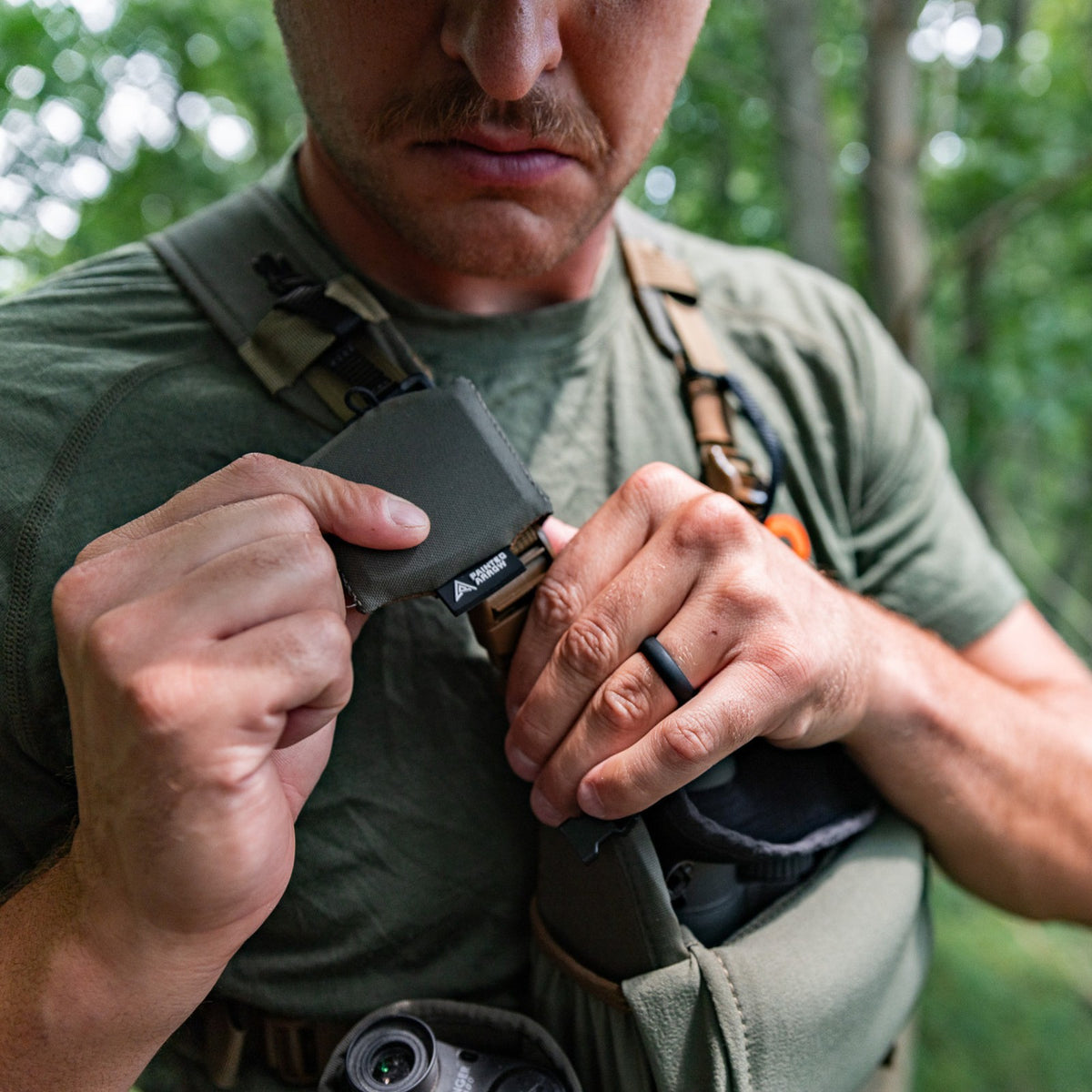Magnetic Rangefinder Mount for Hunting - Universal Hands-Free Accessory