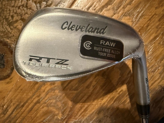 Cleveland RTZ Tour Rack 60 Degree Full Bounce Golf Wedge RH Dynamic Gold Shaft