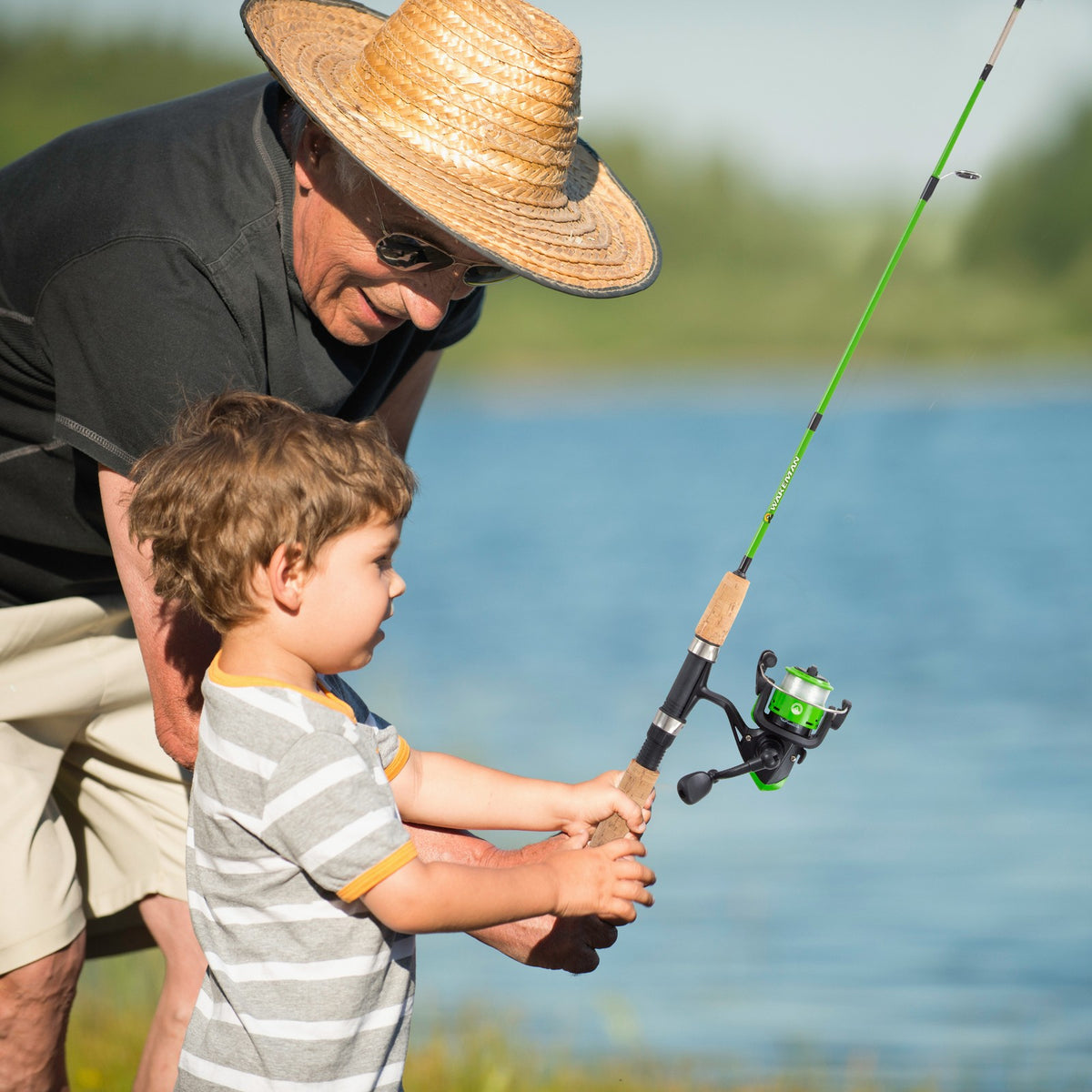 Kids Spinning Fishing Pole Kit with Reel, Line & Accessories - Green