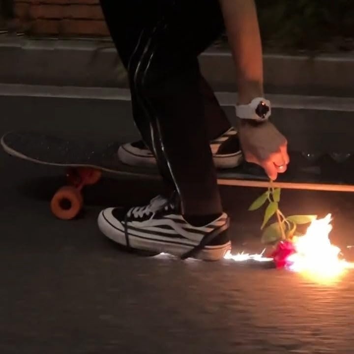 Spark Effect Bicycle Shoe Pads for Cycling & Stunt Performance - Safety & Visual Impact
