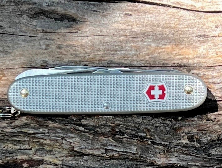 Victorinox Swiss Army Knife Farmer X Silver Alox 93mm Multi-Tool