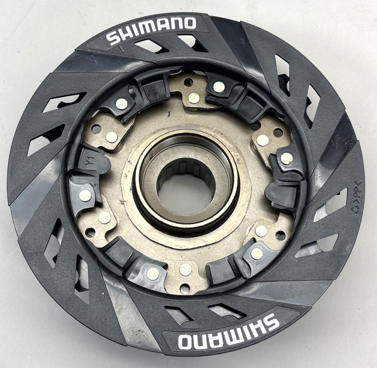 Shimano 7-Speed 14-28 Tooth Screw-On Bicycle Freewheel - Durable Cycling Component