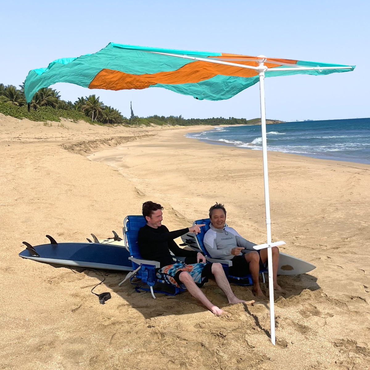 Beach Tent Canopy Shade - Easy Setup, Wind-Resistant, 1-4 People