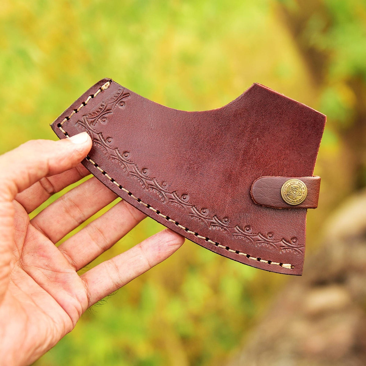 Leather Axe Sheath for Hunting and Camping - Fits 6' Axe Blades