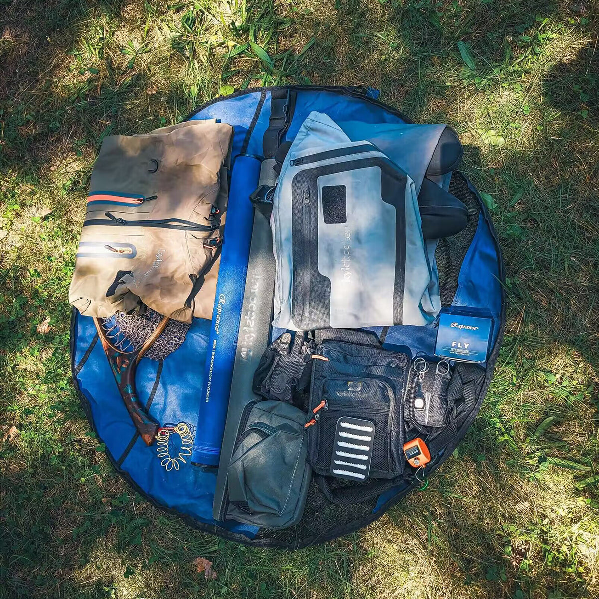 Fishing Wader Bag & Changing Mat - Waterproof Storage & Gear Organizer