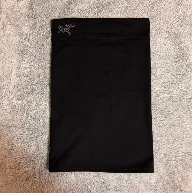 Lightweight Merino Wool Neck Gaiter - Unisex Outdoor Face Cover, Black