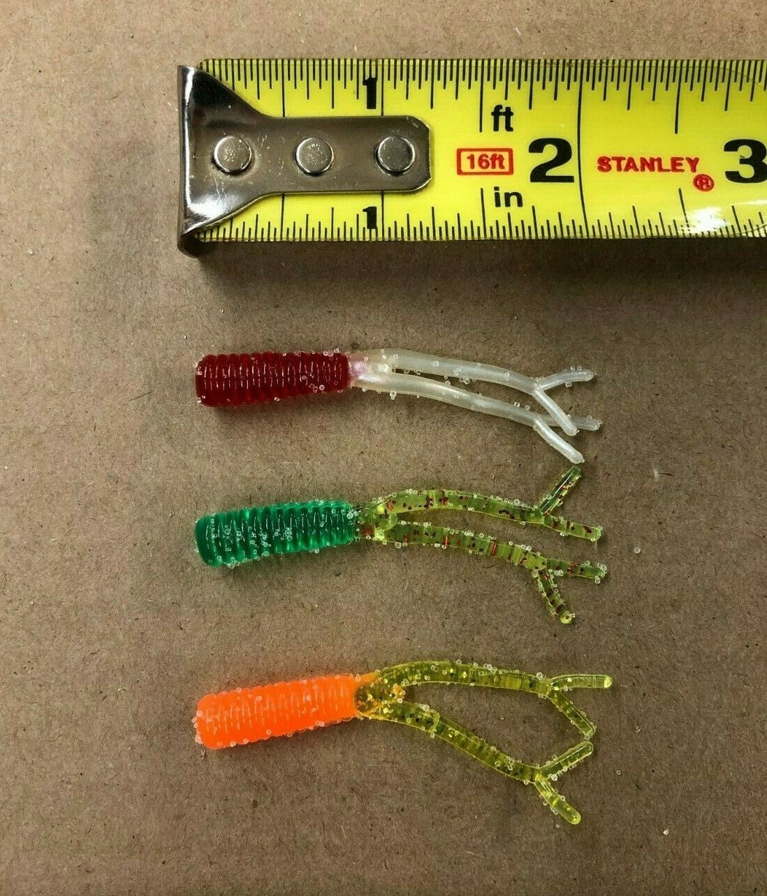 340 Pc Crappie Fishing Lure Kit with Free Tackle Box & Beavers