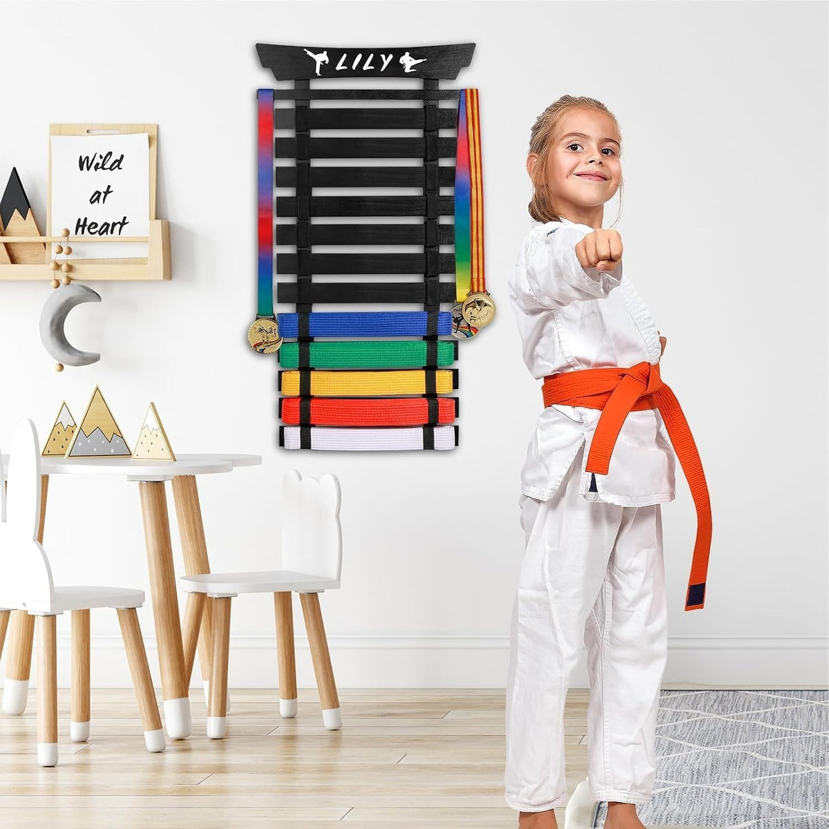 Wall-Mounted Martial Arts Belt Display Rack with Stickers for All Styles