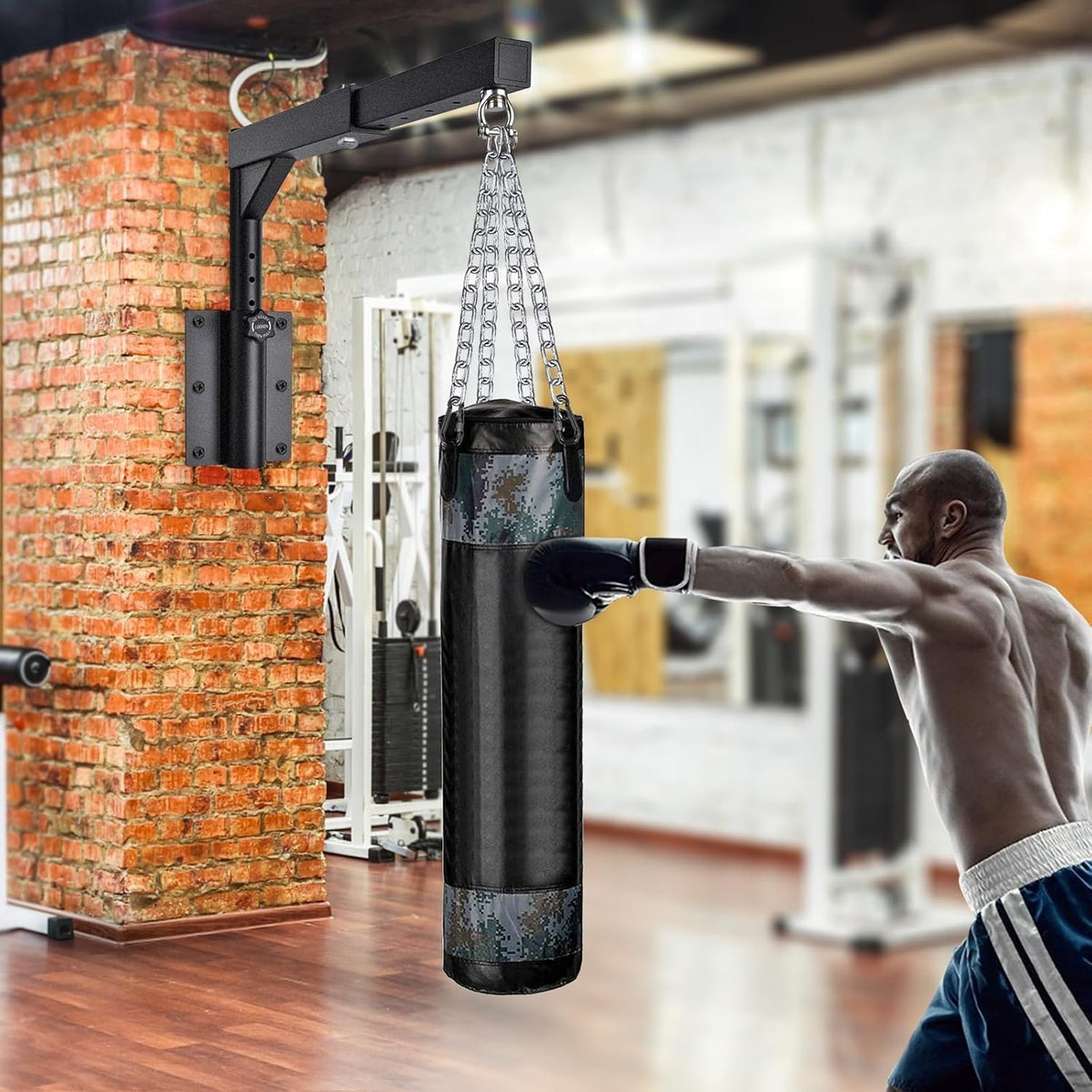 Heavy Duty Wall Mount Punching Bag Hanger with Swivel and Chains