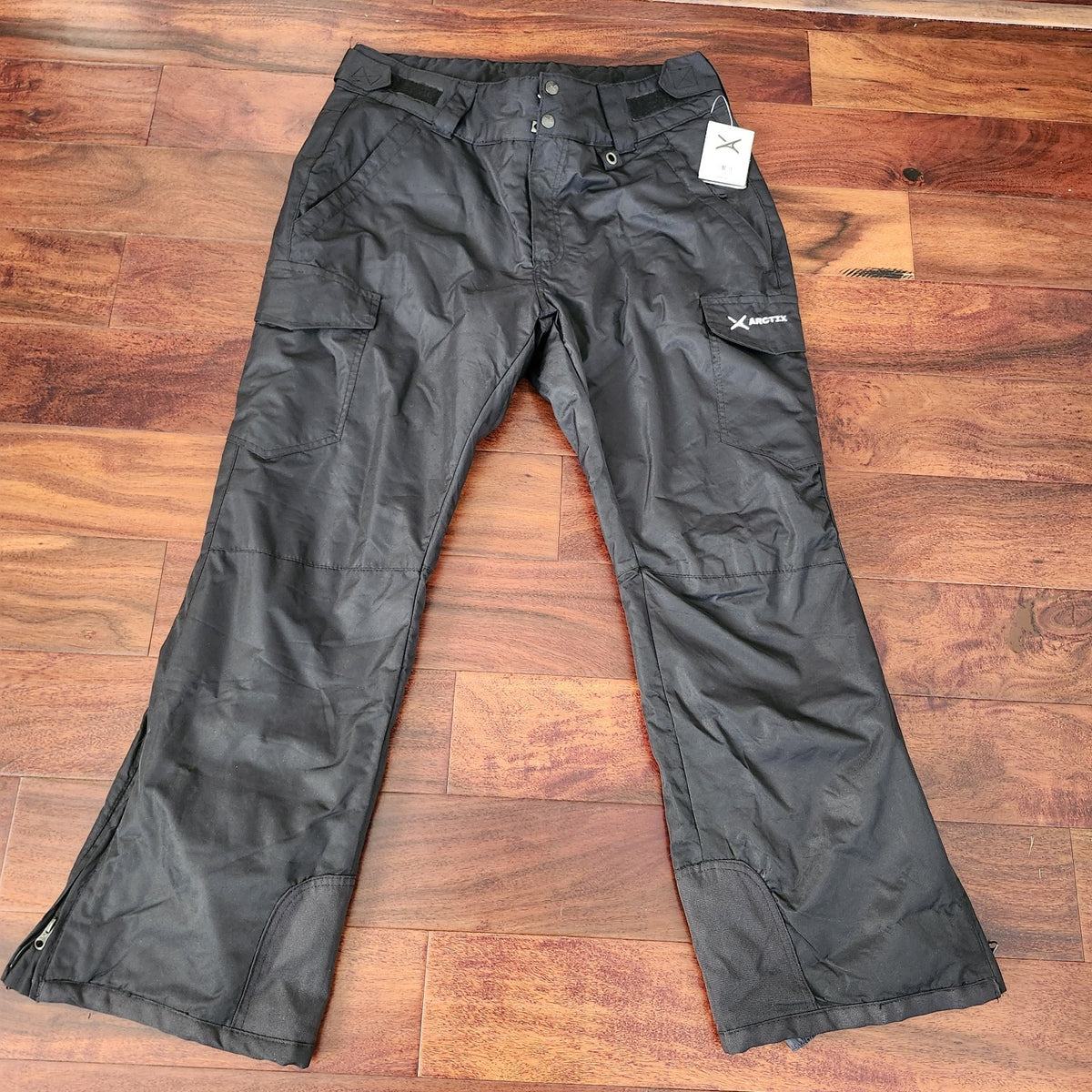 Women's Insulated Snow Sports Cargo Pants - Waterproof & Warm Winter Pants
