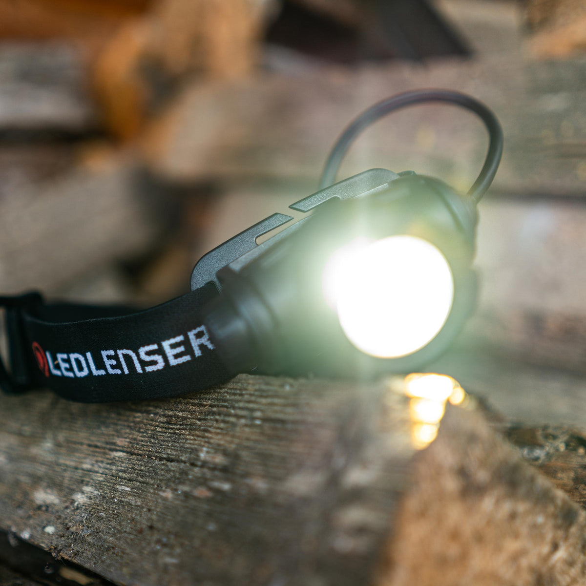 Rechargeable Headlamp with Focus System - Ledlenser H7R Core