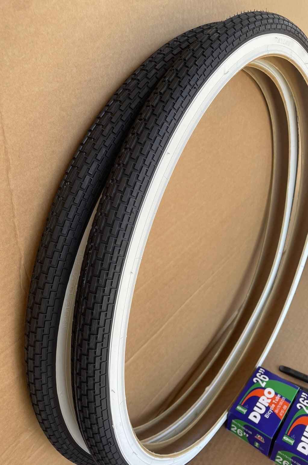 26 Inch Bicycle White Wall Tires and Inner Tubes Set for Comfort Bikes