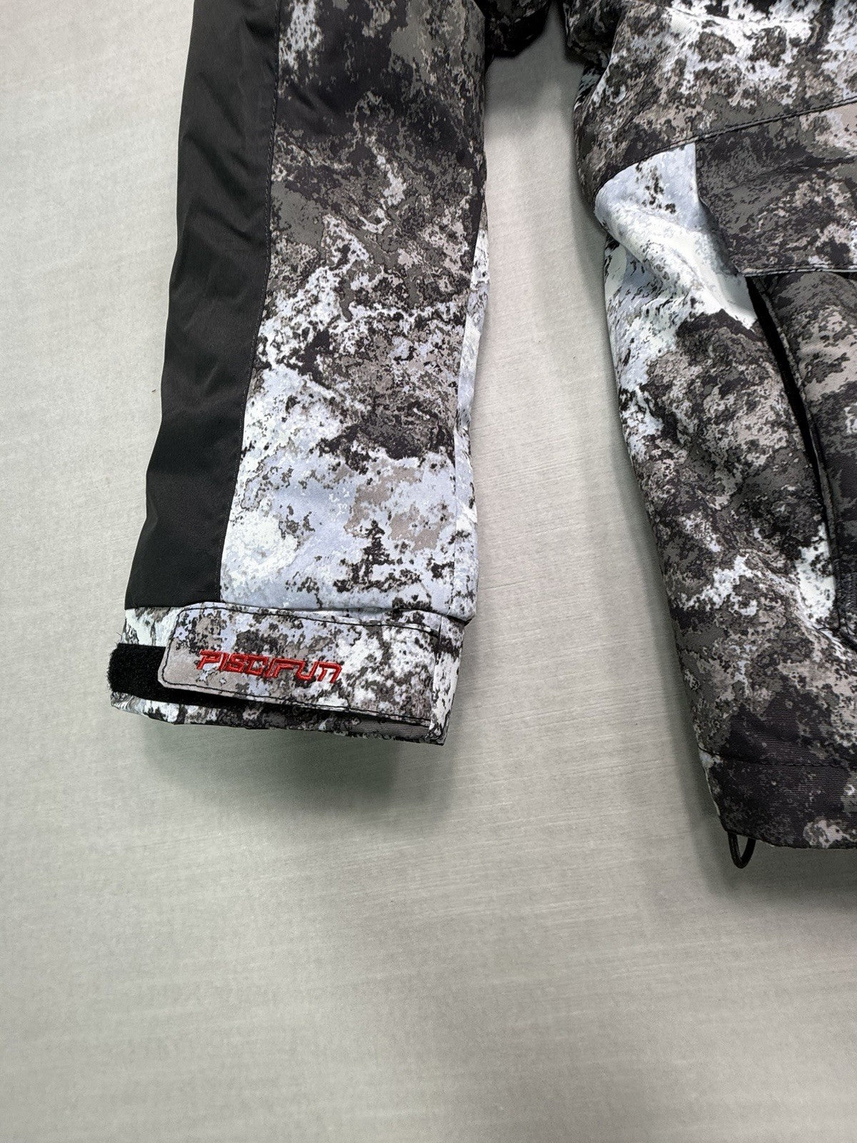 Ice Fishing Jacket with Heating Size M - Insulated Waterproof Outdoor Coat