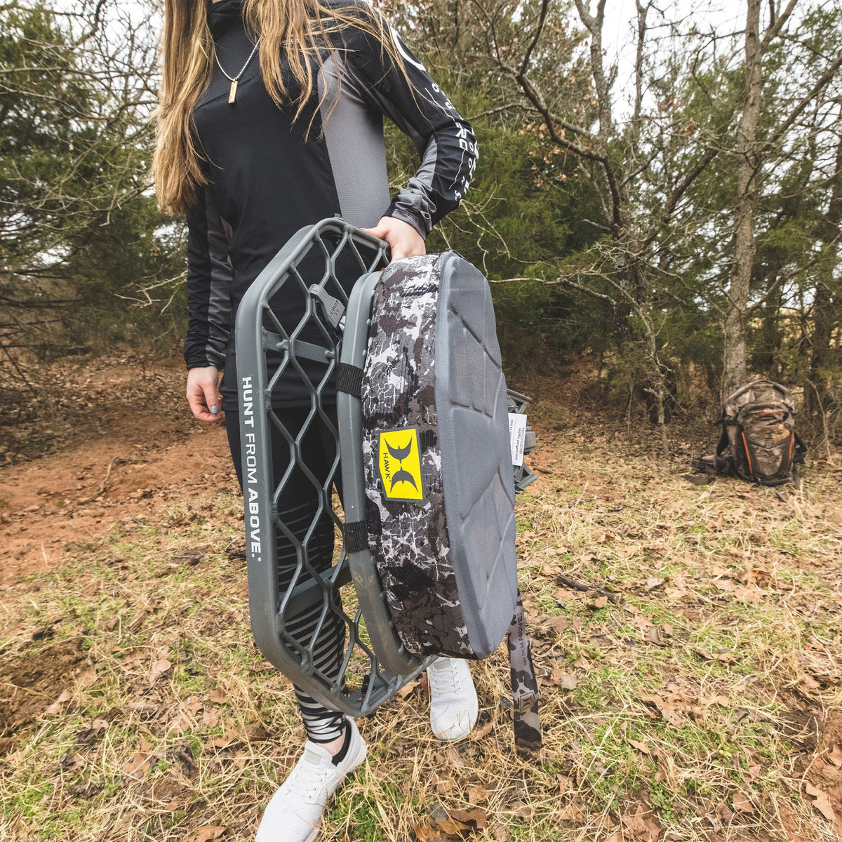 Hawk Mega Combat Hang-On Tree Stand with XL Saddle Platform for Hunting