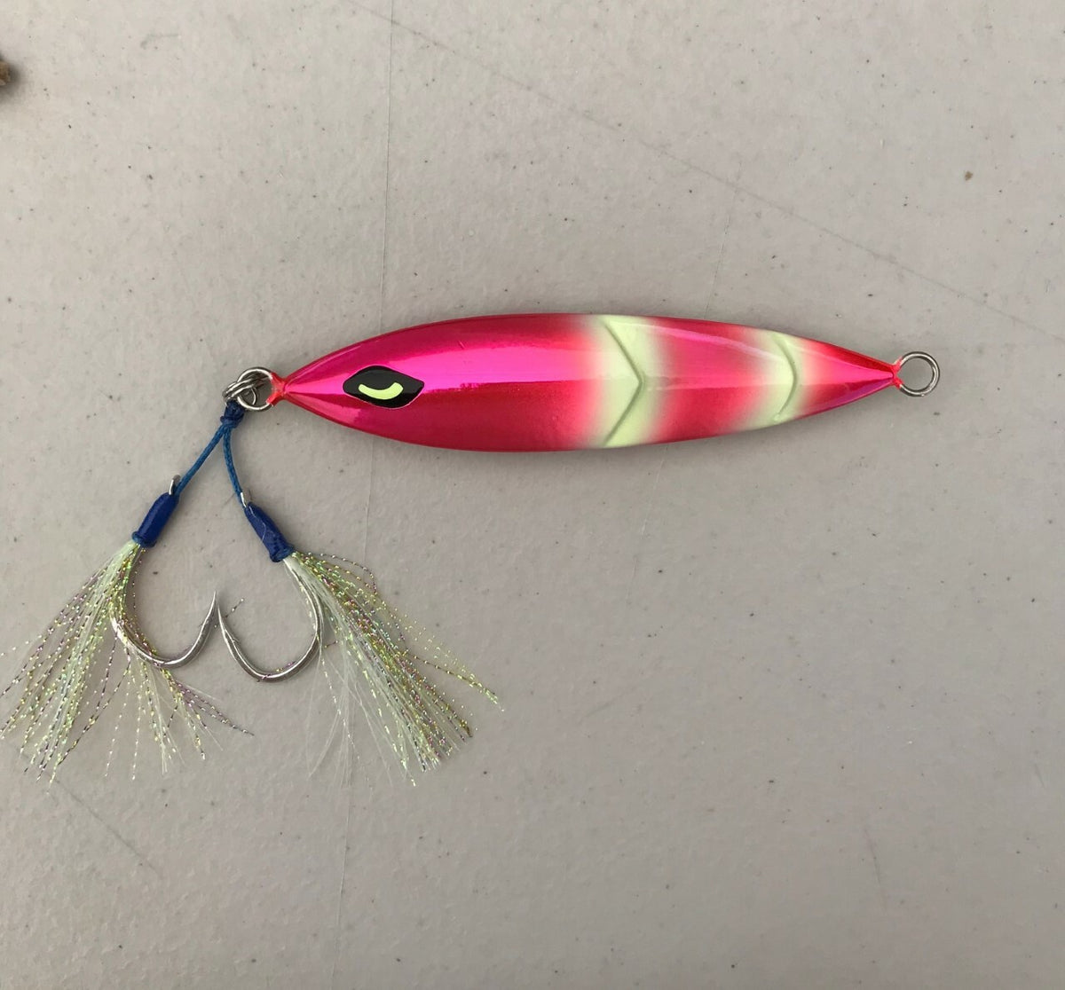 250g Lead Flat Slow Fall Fishing Jig Lure with Glow Assist Hooks - Saltwater Tackle