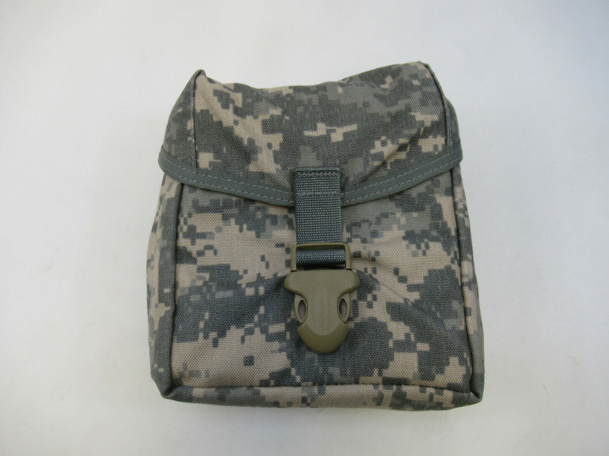 Large Military-Style Magazine Pouch for 7 Magazines ACU Camouflage