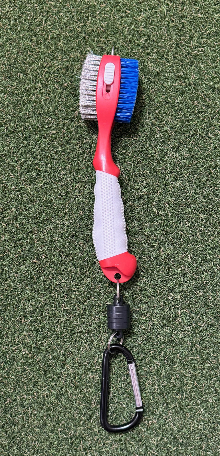 Golf Club Cleaning Brush with Magnetic Release & Retractable Spike