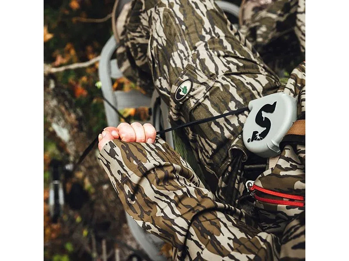 Retractable Gear Hoist Rope with Steel Clip - 30 ft for Hunting & Outdoor Use