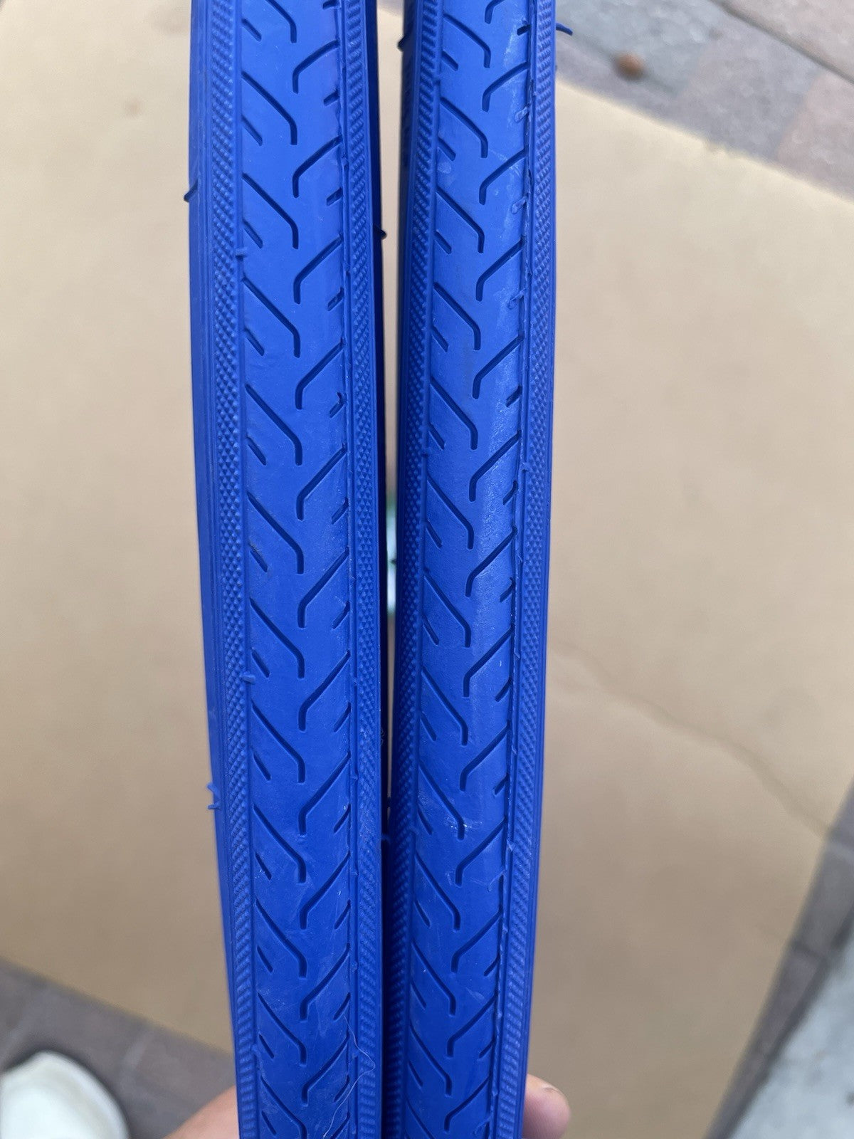 700x25c Road Bike Tires and Tubes Set Blue Slick Thread - Duro Quality