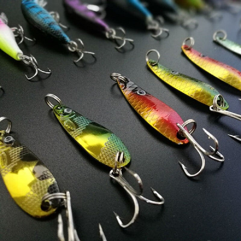 30pcs Fishing Lures Kit - Spinner Baits for Bass and Trout