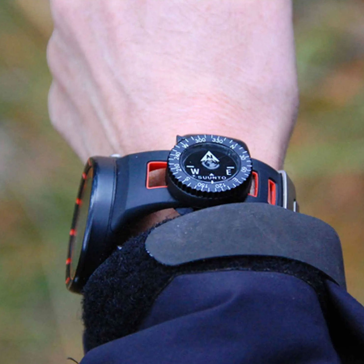 Watch Band Compass Clip - Liquid-Filled Nautical Navigational Tool