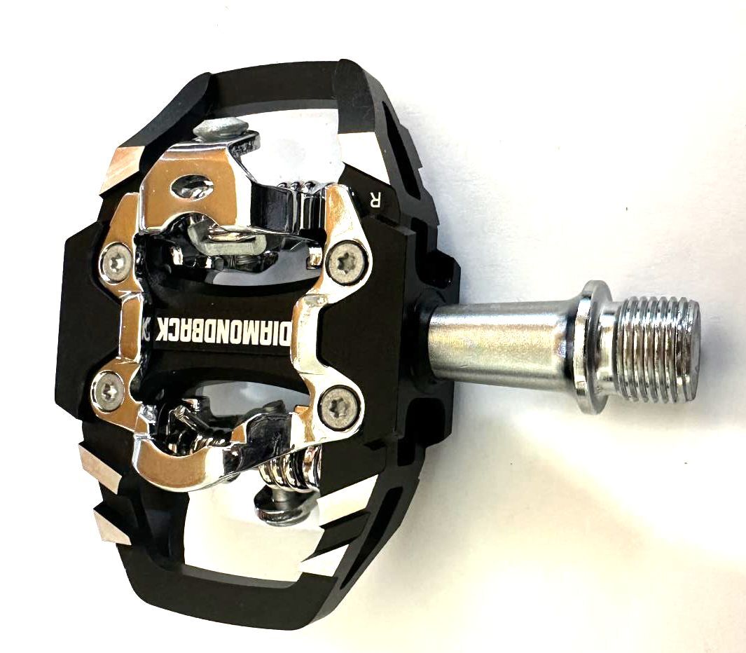 Mountain Bike Clipless Pedals with Cleats - Diamondback Trail