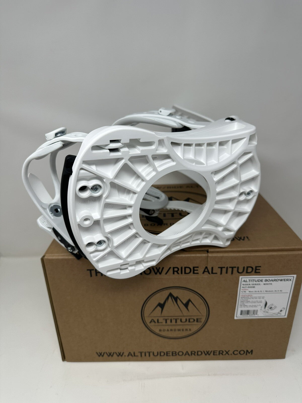 Mens Snowboard Bindings with 4x4 Mounting System - Fits Burton Boots S/M