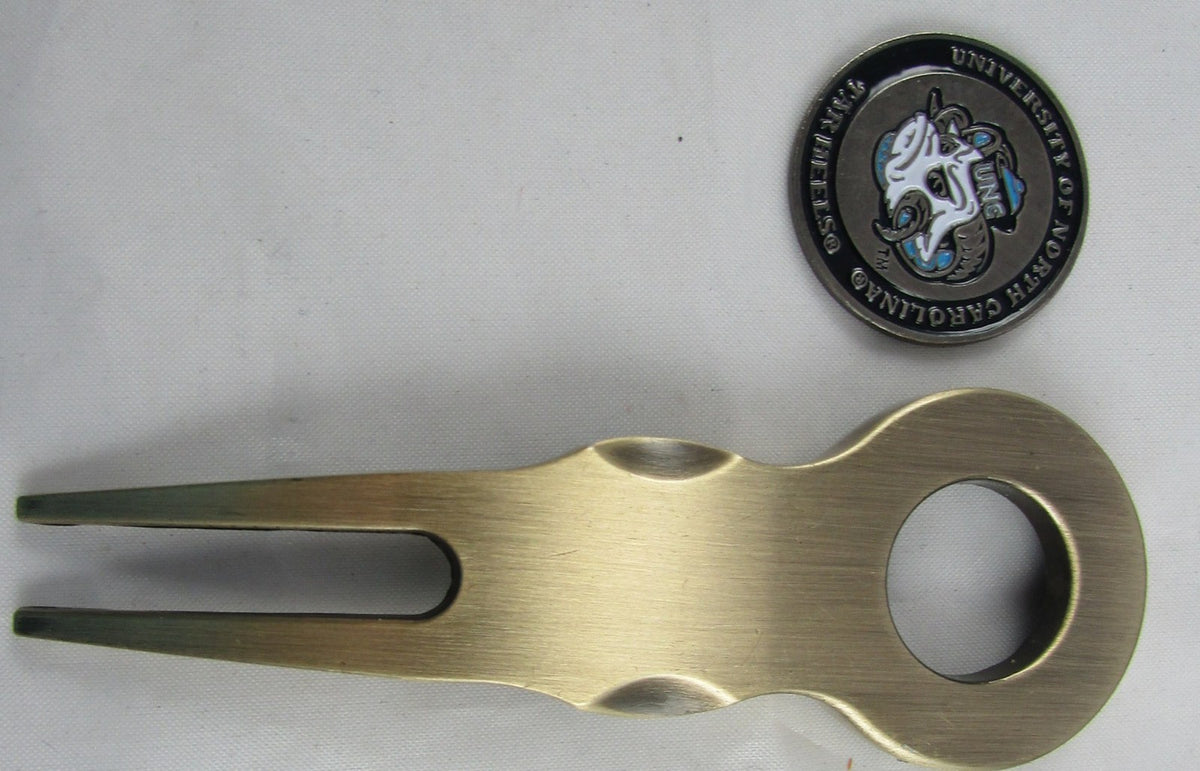 Golf Divot Repair Tool with Ball Marker - Bronze North Carolina Tar Heels
